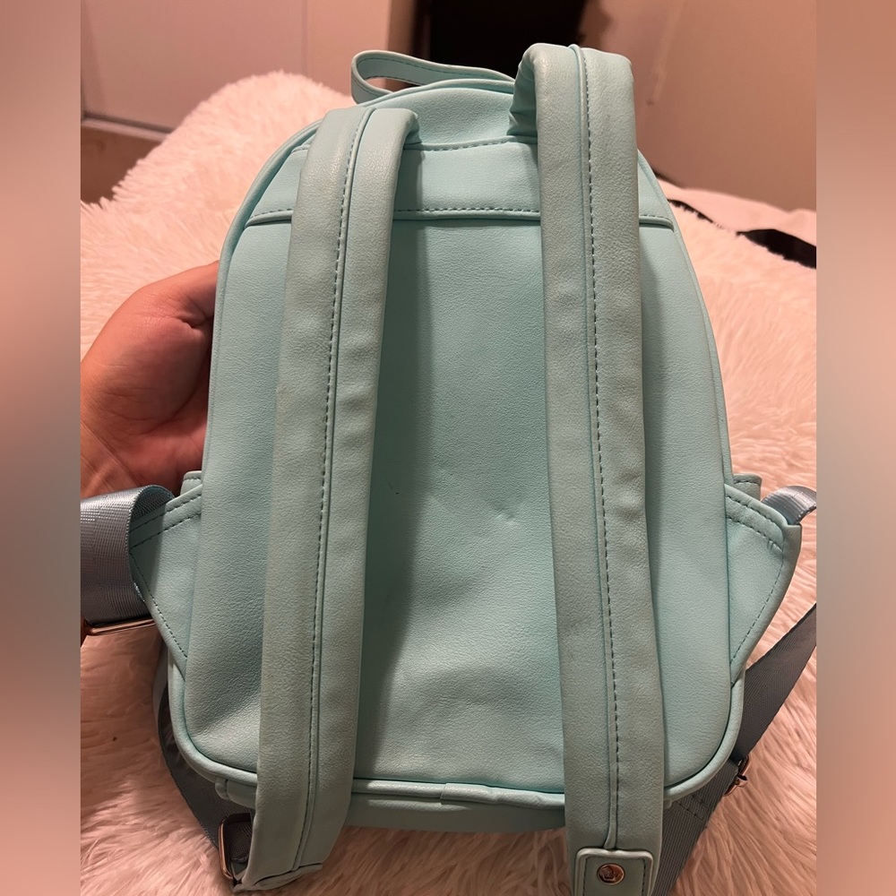 Backpack - Picture 2 of 4